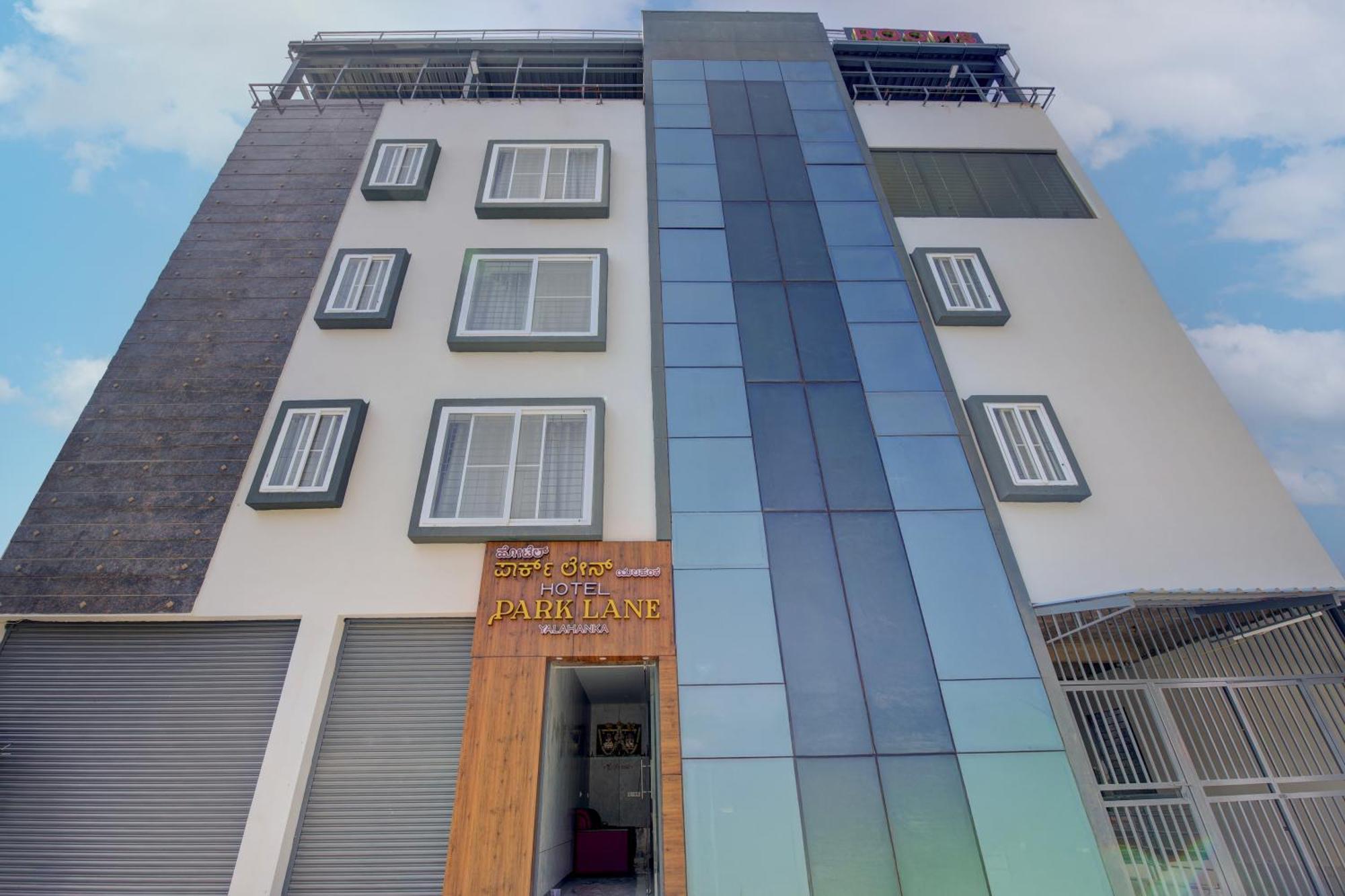 Hotel Park Lane Yelahanka Bangalore Esterno foto